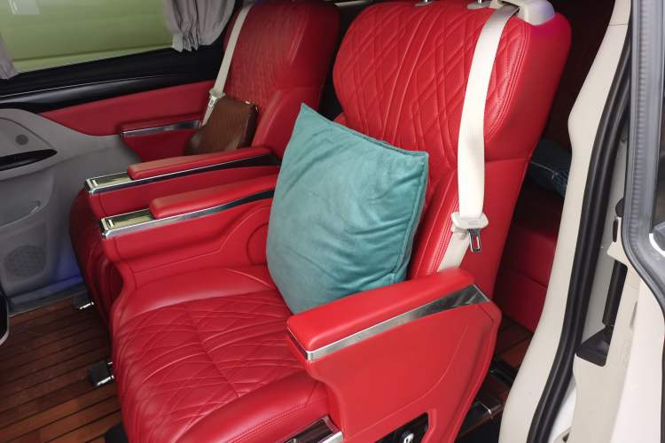 Used Buick GL8 2020 ES Land Cruiser 653T Comfort Edition
