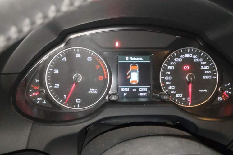 Used Audi Q5 2016 40 TFSI Comfort Model Instrument Cluster