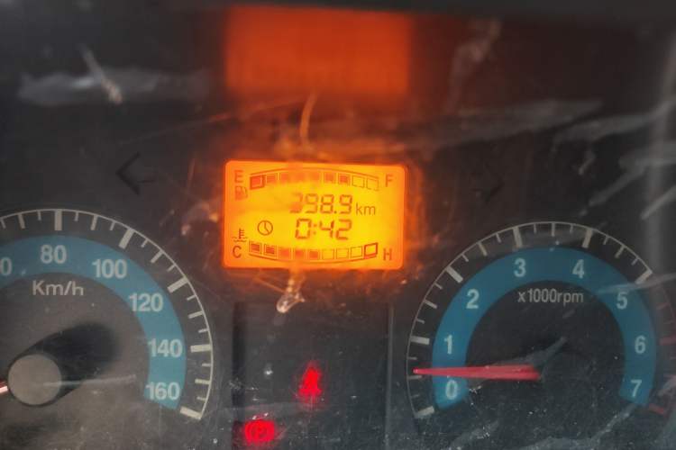 Used Dongfeng Xiaokang V27 2011 1.3L Standard Version BG13-20 Odometer Close Up