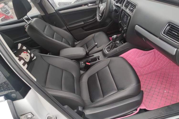 Used Volkswagen Sagitar 2018 1.6L Automatic Comfort Model
