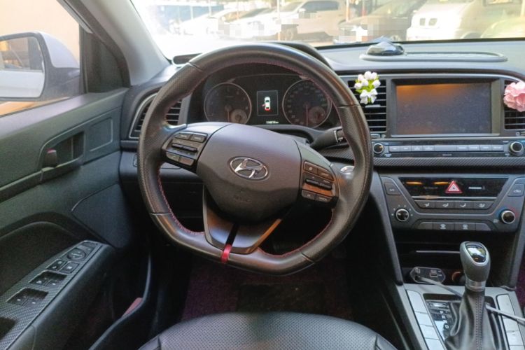 Used Hyundai Elantra (6th Generation / Lingdong) 2018 1.4T Dual-Clutch Xuan Dong · Dynamic Edition Steering Wheel