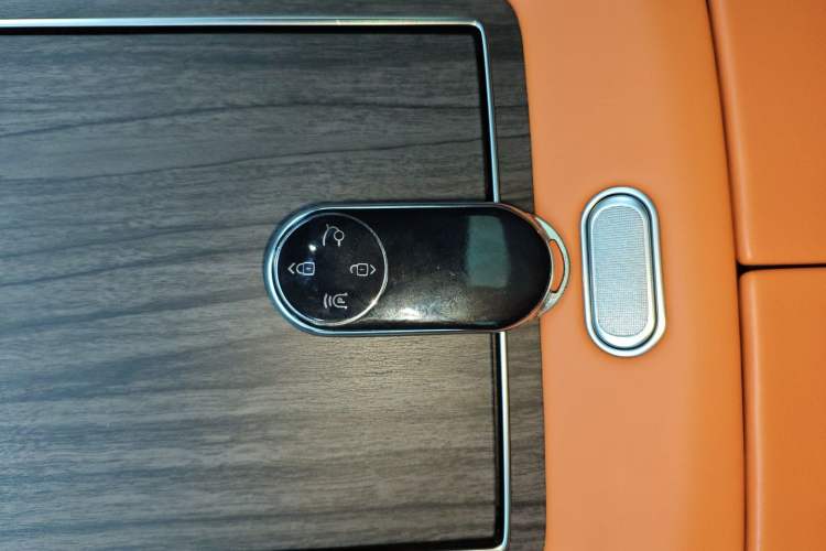 Used Hima AITO M9 2024 Range-Extended Ultra Version 42 kWh 6-Seater Model
