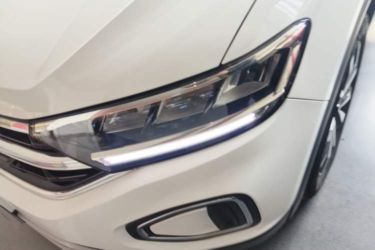 Used Volkswagen T-ROC 2023 280TSI DSG Two-Wheel Drive Time Edition