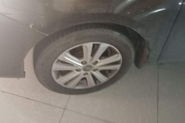 Used Chery E3 2015 1.5L Manual ZhiShang Model Left Front Wheel Hub