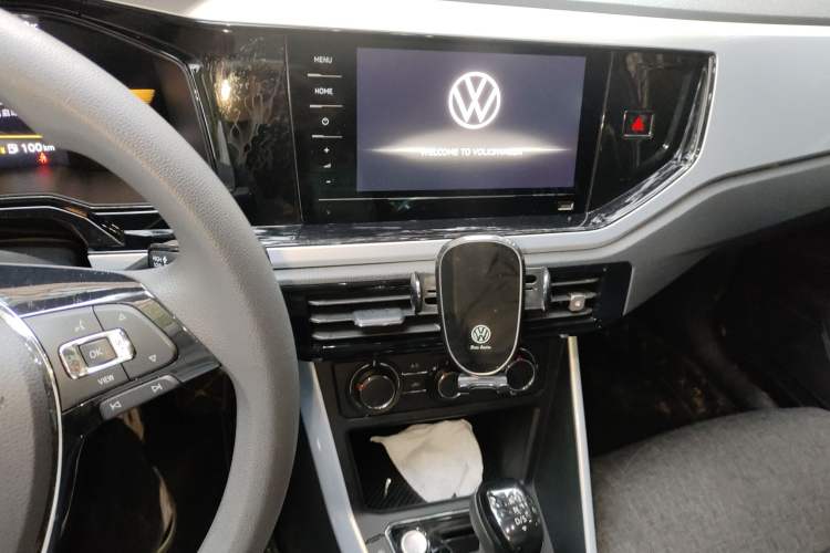 Used Volkswagen Polo 2023 Plus 1.5L Automatic Colorful Tech Edition Audio And AC Panel