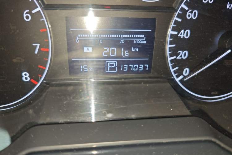 Used Nissan Tiida 2011 1.6L CVT Comfort Model Odometer Close Up