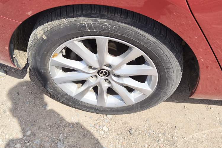 Used Mazda Atenza 2017 2.0L Blue Sky Luxury Edition Right Rear Wheel Hub