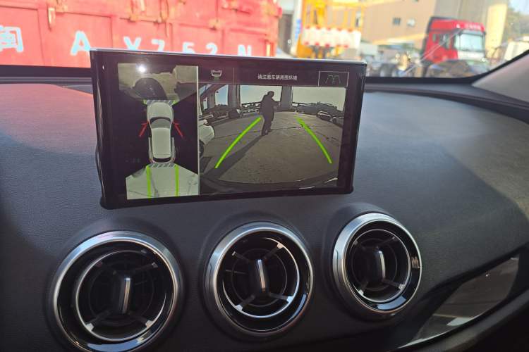 Used Wey VV5 2017 2.0T Ultra-Luxury Version
