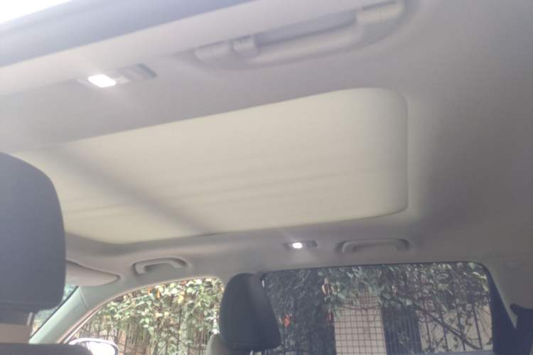 Used Geely Auto Emgrand X7 Sport 2020 1.8TD DCT Two-Wheel Drive Smart Connect 4G-Enabled Version
