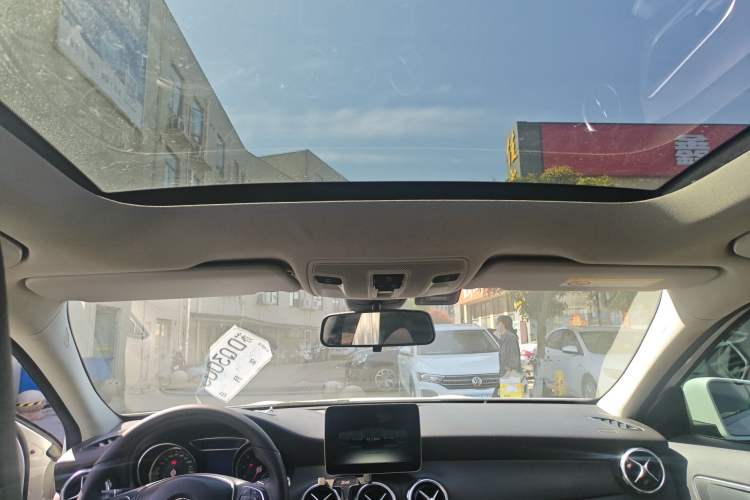 Used Mercedes-Benz GLA 2017 GLA 200 Sport Edition Headliner