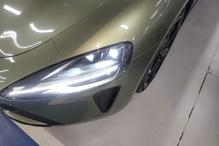 Used Xiaomi Auto SU7 2024 Four-Wheel Drive Ultra-Long Range Advanced Intelligent Driving Max Edition