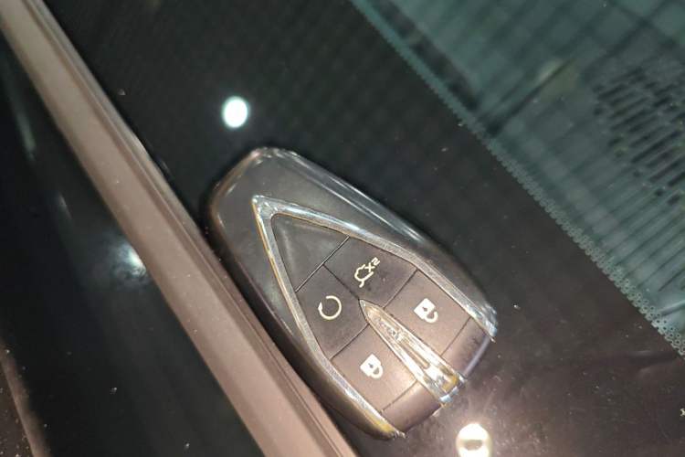 Used Changan UNI-Z 2025 1.5T Luxury Version