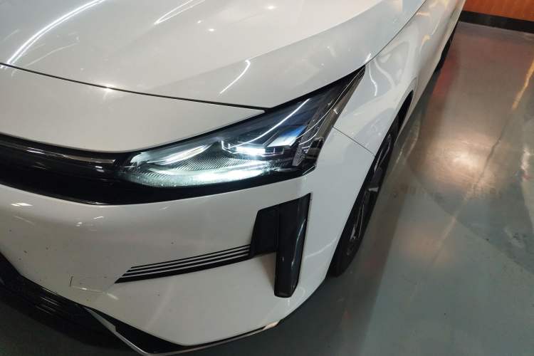 Used Geely Galaxy L6 2024 125km PLUS Dragon Edition Left Front Headlight