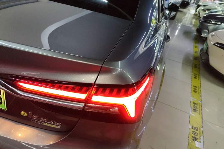 Used Roewe i6 MAX New Energy 2020 1.5T PHEV Sporty Cool Edition