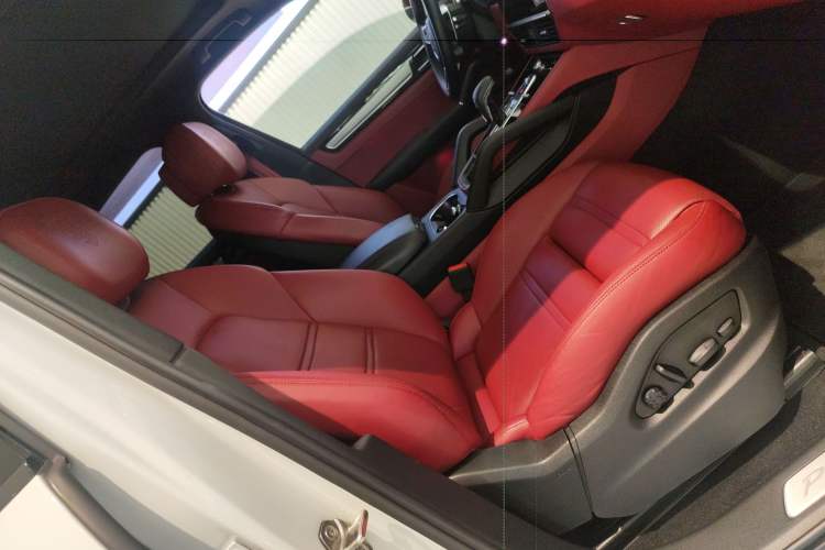 Used Porsche Cayenne E-Hybrid 2023 Cayenne E-Hybrid 2.0T Platinum Edition