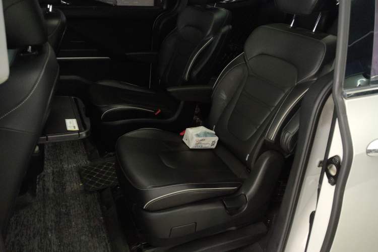 Used Hyundai Custo 2021 270TGDi Prestige LUX Left Rear Seat