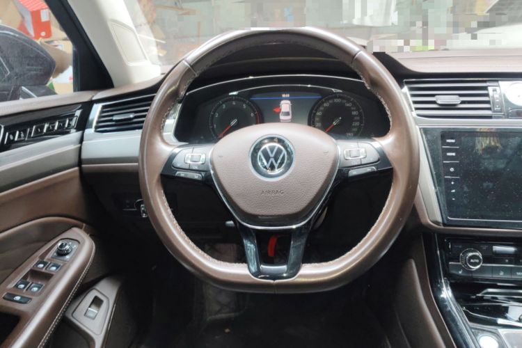 Used Volkswagen Phideon 2021 380TSI Luxury Edition
