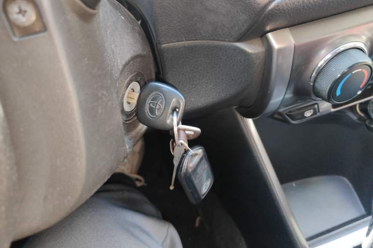 Used Toyota YARiS L Zhi Xuan 2014 1.5G Automatic Xuan Dong Edition