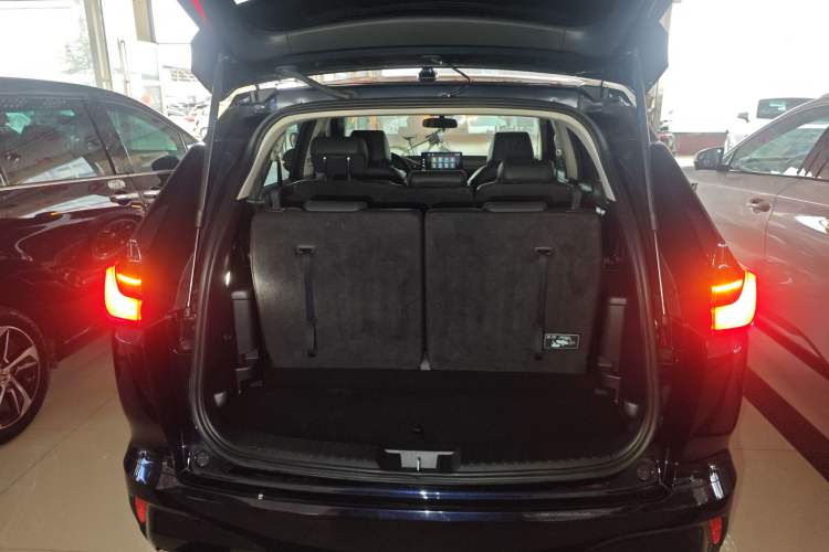 Used Honda Breeze 2023 240TURBO Two-Wheel-Drive Elite PRO 7-Seater