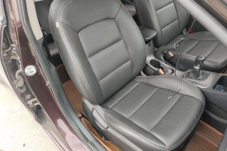 Used Kia K3 2015 1.6L Manual GL