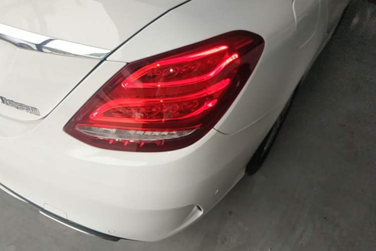 Used Mercedes-Benz C-Class 2017 Restyled C 180 L Fashion Edition Sport Version
