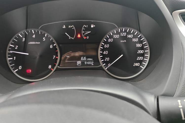 Used Nissan Sylphy 2018 1.6XV CVT Deluxe Edition Odometer Close Up