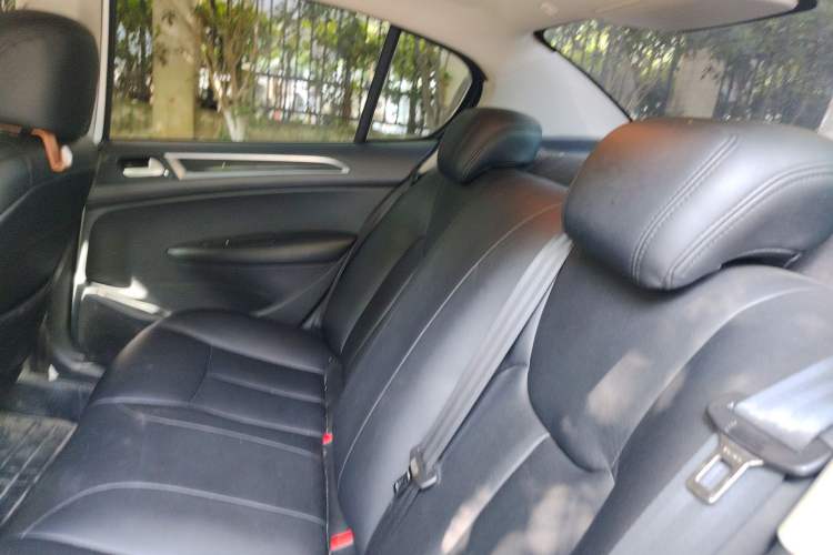 Used Peugeot 308 2013 1.6L Manual Fashion Model