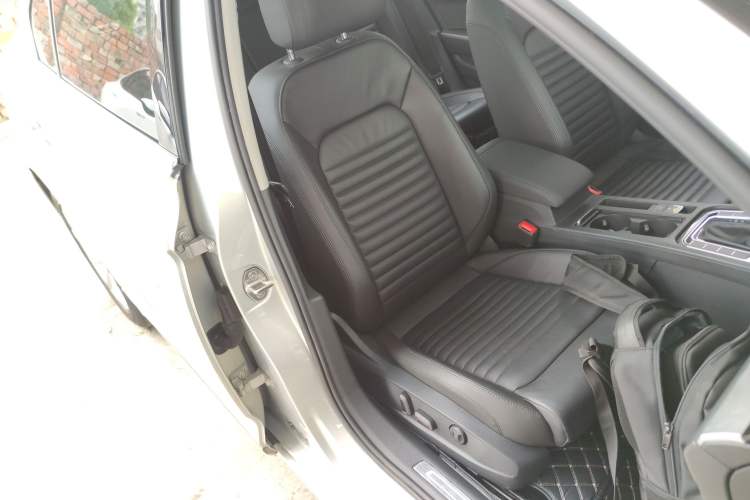 Used Volkswagen Magotan 2018 330TSI DSG Advanced Model