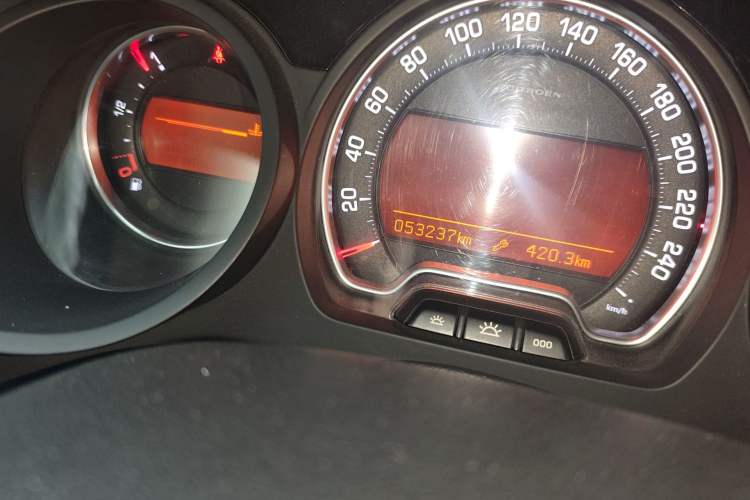 Used Citroen C5 2013 2.3L Automatic Zunyu Model