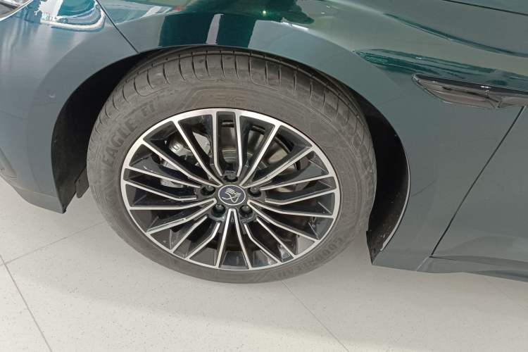 Used BYD Han 2025 DM-i Intelligent Driving Edition 125KM LiDAR Flagship Model