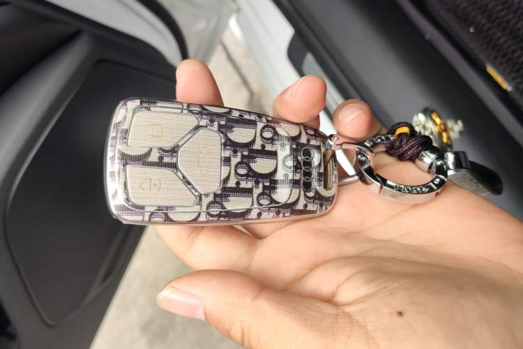 Used Audi A4L 2019 40 TFSI Fashion Edition China VI Emission Standard
