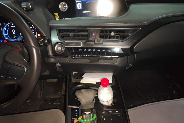 Used Lexus UX 2020 200 Special Edition
