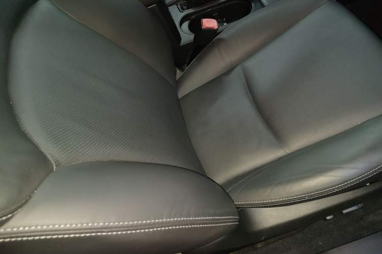 Used Subaru Forester 2013 2.5i Automatic Luxury Edition
