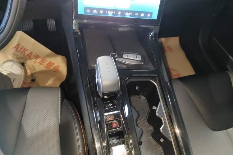 Used Geely Auto Emgrand X7 Sport 2023 Boyue COOL 1.5TD Smart Connect+ Gear Lever