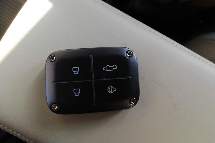 Used iCAR V23 2025 401 Two-Wheel Drive Intelligent Driving Version