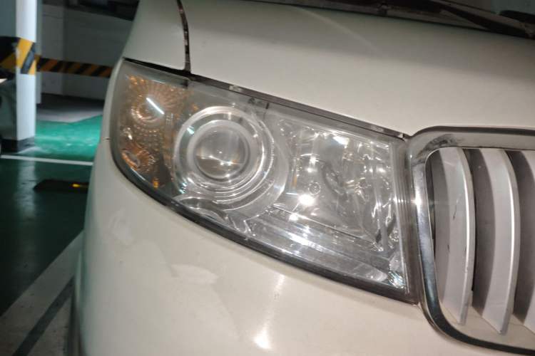 Used Jinbei Hiace X30 2019 1.5L Van Standard Model China VI SWC15M Right Front Headlight