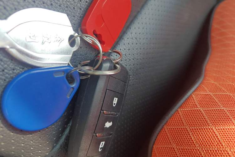 Used CHANGAN CS75 2017 Shangku Edition 1.5T Manual ZhiXiang Model
