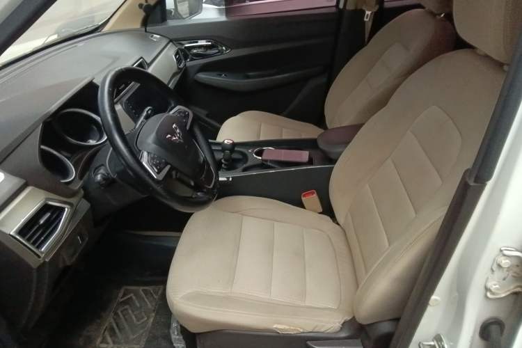 Used Wuling Hongguang 2019 1.5L S Standard Version China VI LAR Left Front Seat