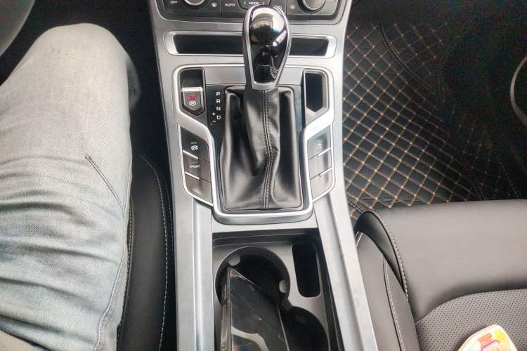 Used Geely Auto Emgrand 2019 Leading Edition 1.5L CVT Upward-Connected Model China VI Standard