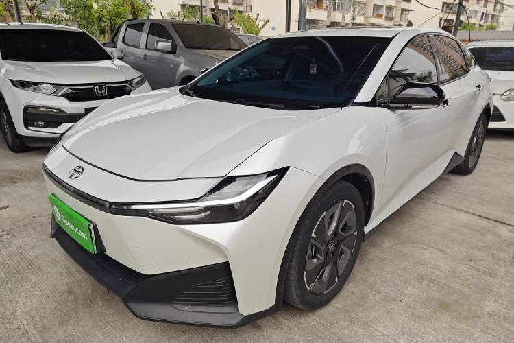 Used Toyota bZ3 2024 517 km Elite PRO