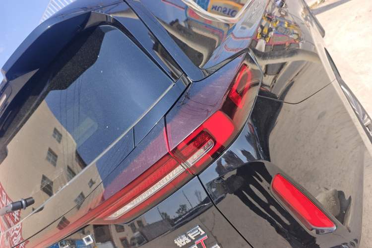 Used EXEED Lanyue 2023 400T Four-Wheel Drive Starry Edition 7-Seater Exterior 3