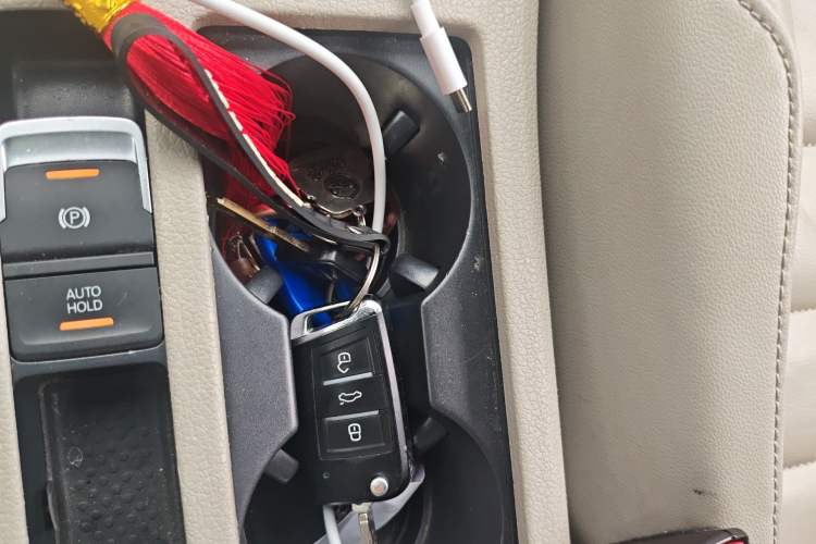 Used Volkswagen Golf 2016 230TSI Automatic Luxury Version Vehicle Key