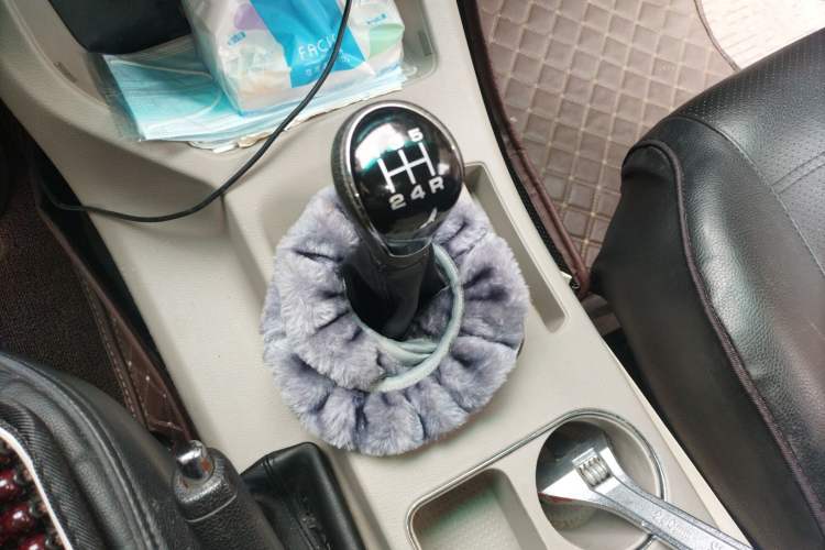 Used FORTHING Lingzhi 2019 M5L 1.6L 7-Seater Comfort Model China VI Standard Gear Lever