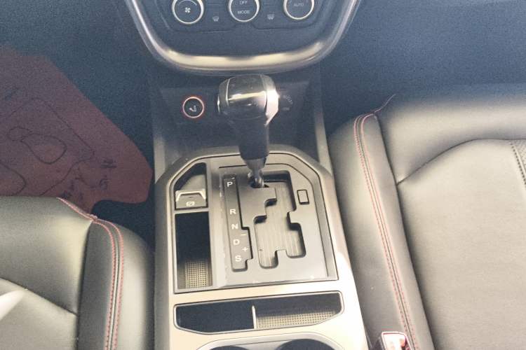 Used Bestune X80 2017 2.0L Automatic Elite Edition
