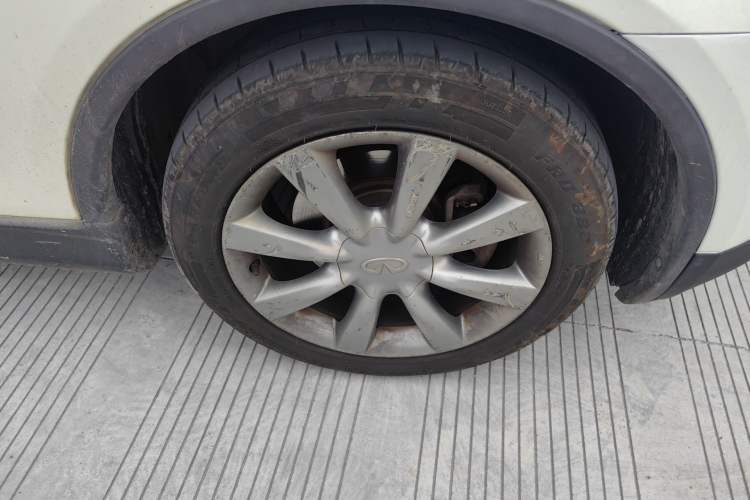 Used Infiniti EX 2013 EX25 Two-Wheel-Drive Luxury Edition Right Front Wheel Hub