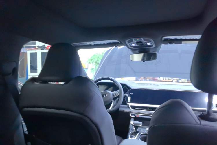 Used Geely Auto Monjaro L 2024 2.0TD DCT EVO Two-Wheel Drive Long-Range Version Headliner