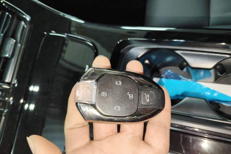 Used GAC Trumpchi M8 2024 Master Series 400T Prestige Edition