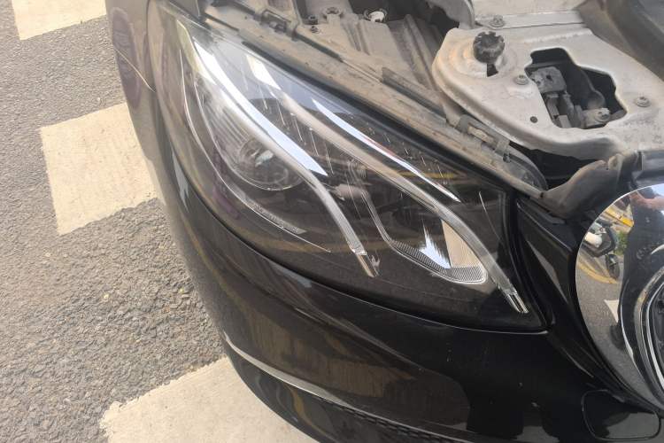 Used Mercedes-Benz E-Class 2018 Facelifted E 300 L Stylish Version
