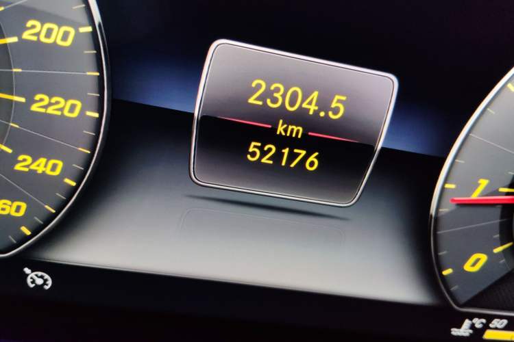 Used Mercedes-Benz E-Class 2019 Restyled E 300 L Sporty and Stylish Edition Odometer Close Up