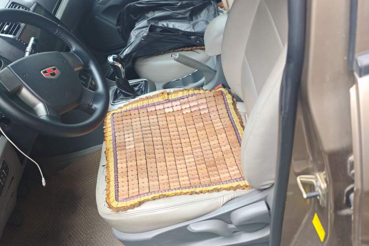 Used Geely Auto Classic Emgrand 2012 Sedan 1.5L Manual Comfort Model Left Front Seat